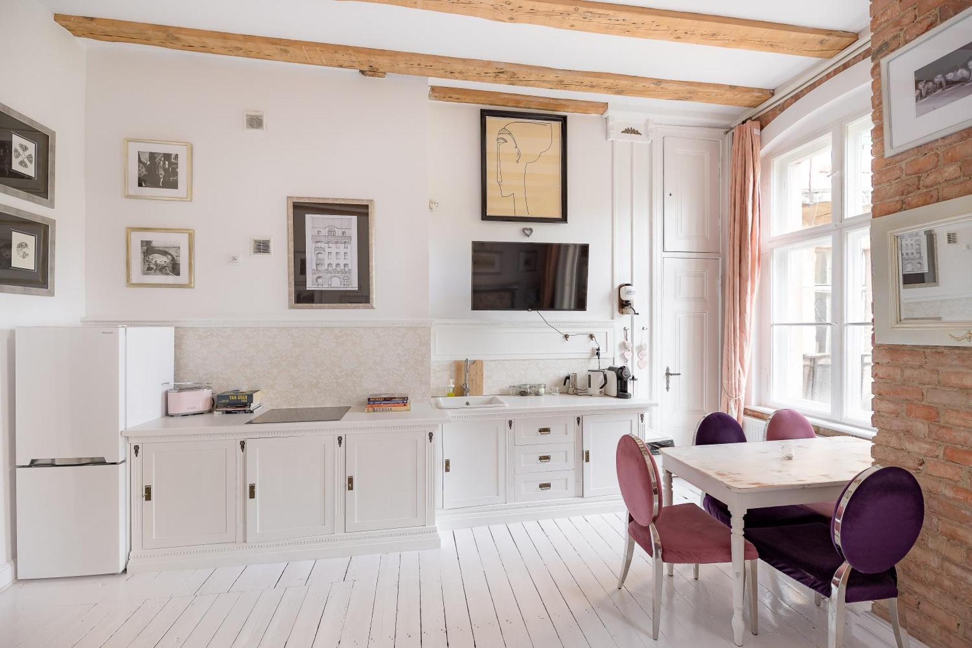 White Provance Apartment Stary Toruń Екстериор снимка
